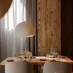 Stary Niedzwiedz Bed & Breakfast 4*