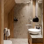 Bed & Breakfast Stary Niedzwiedz 4*