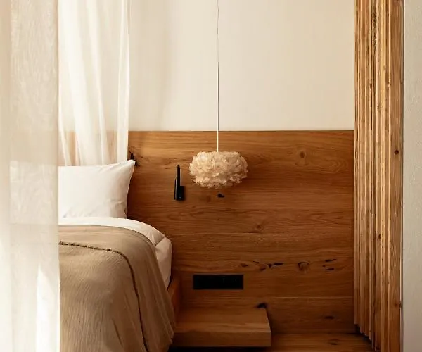 Couette-café Stary Niedzwiedz 4*