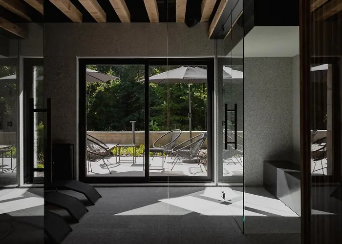 Couette-café Stary Niedzwiedz 4*