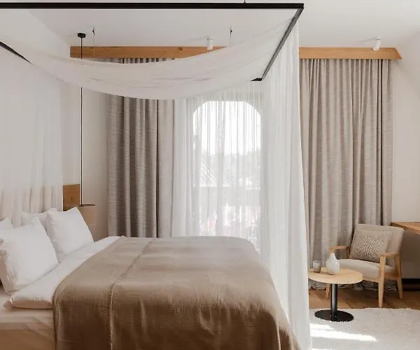 Nocleg ze śniadaniem Stary Niedźwiedź